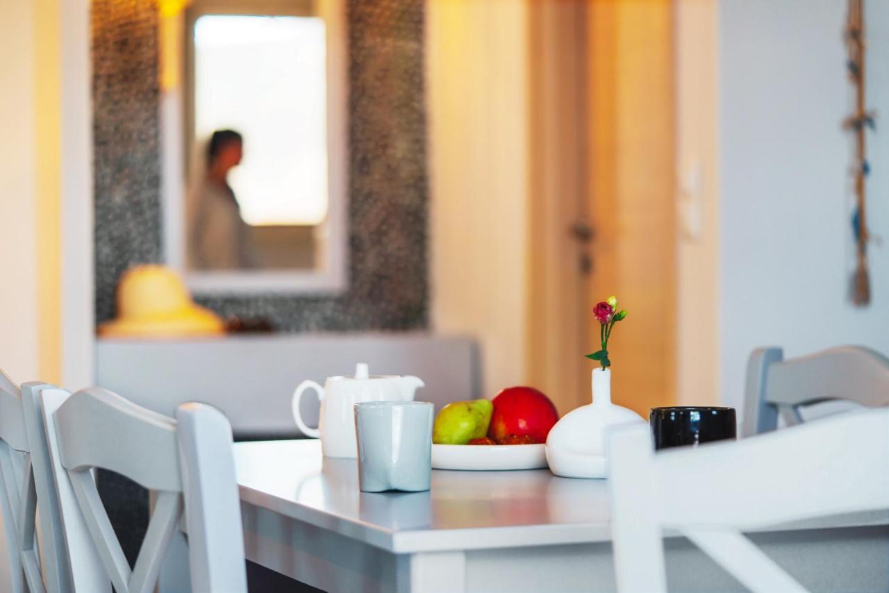 Aelia Apartments & Suites Livadi  Bagian luar foto