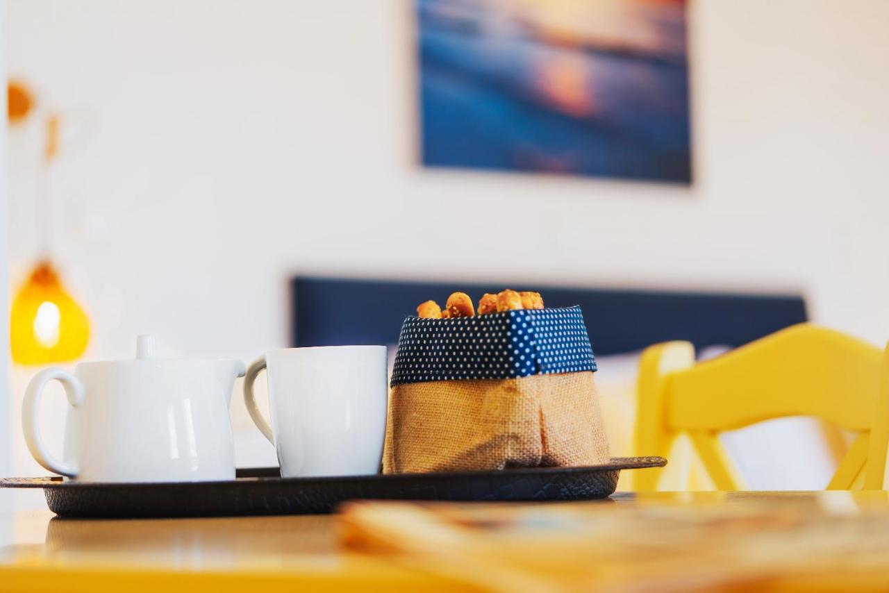 Aelia Apartments & Suites Livadi  Bagian luar foto
