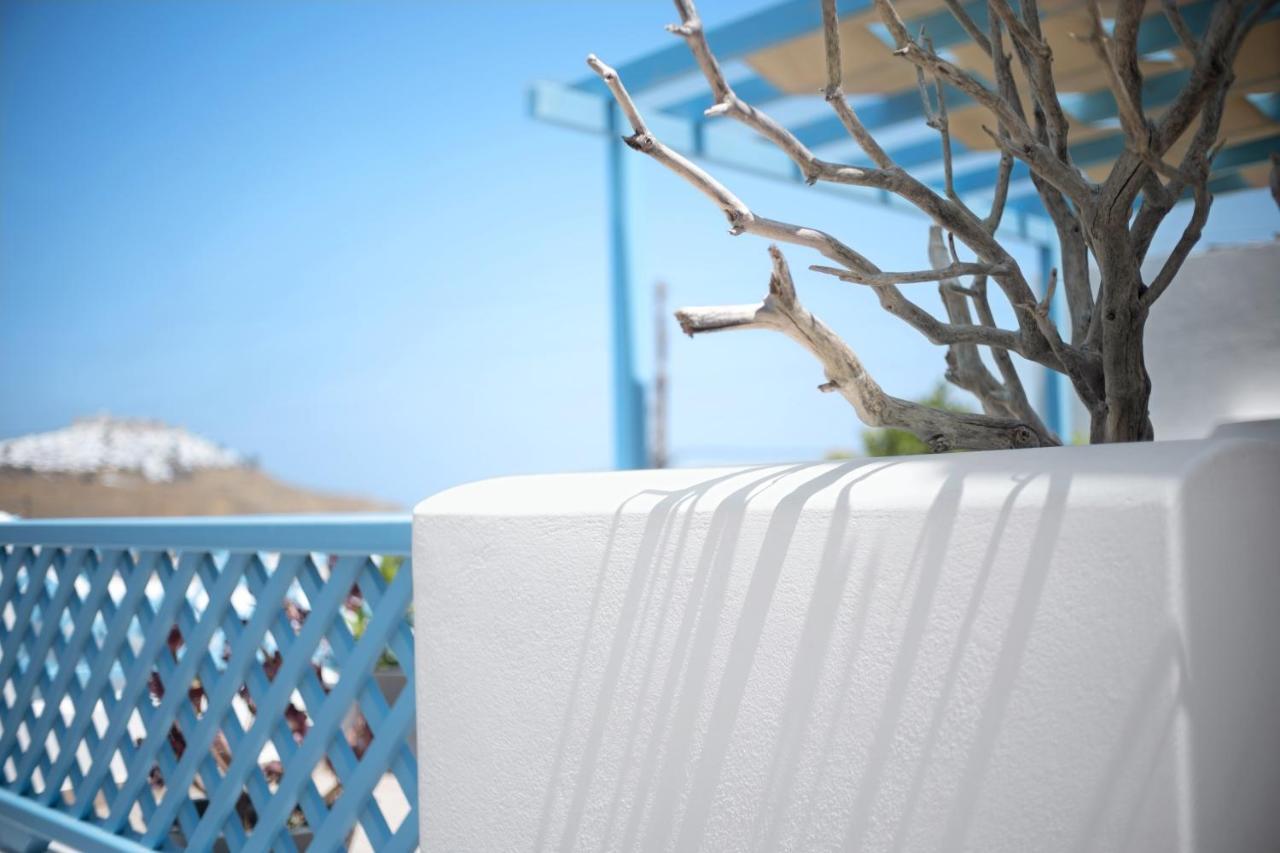 Aelia Apartments & Suites Livadi  Bagian luar foto