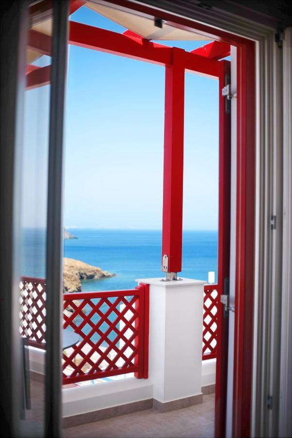 Aelia Apartments & Suites Livadi  Bagian luar foto