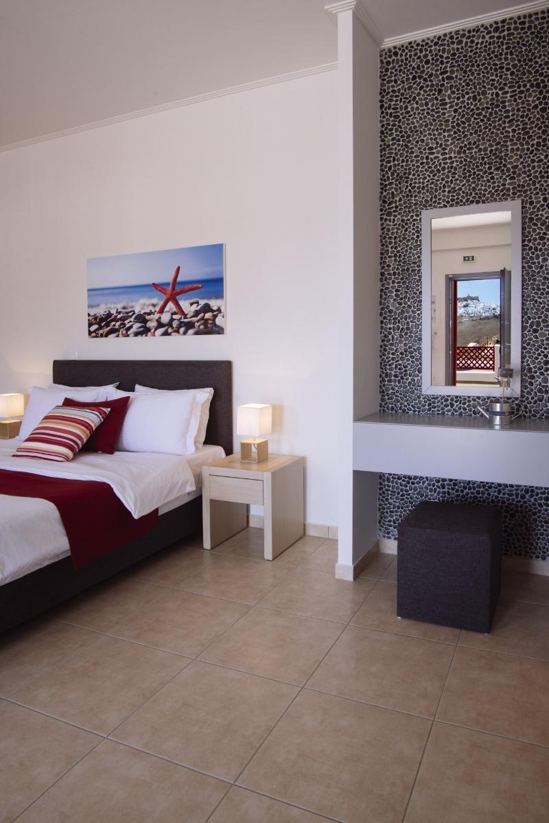 Aelia Apartments & Suites Livadi  Bagian luar foto
