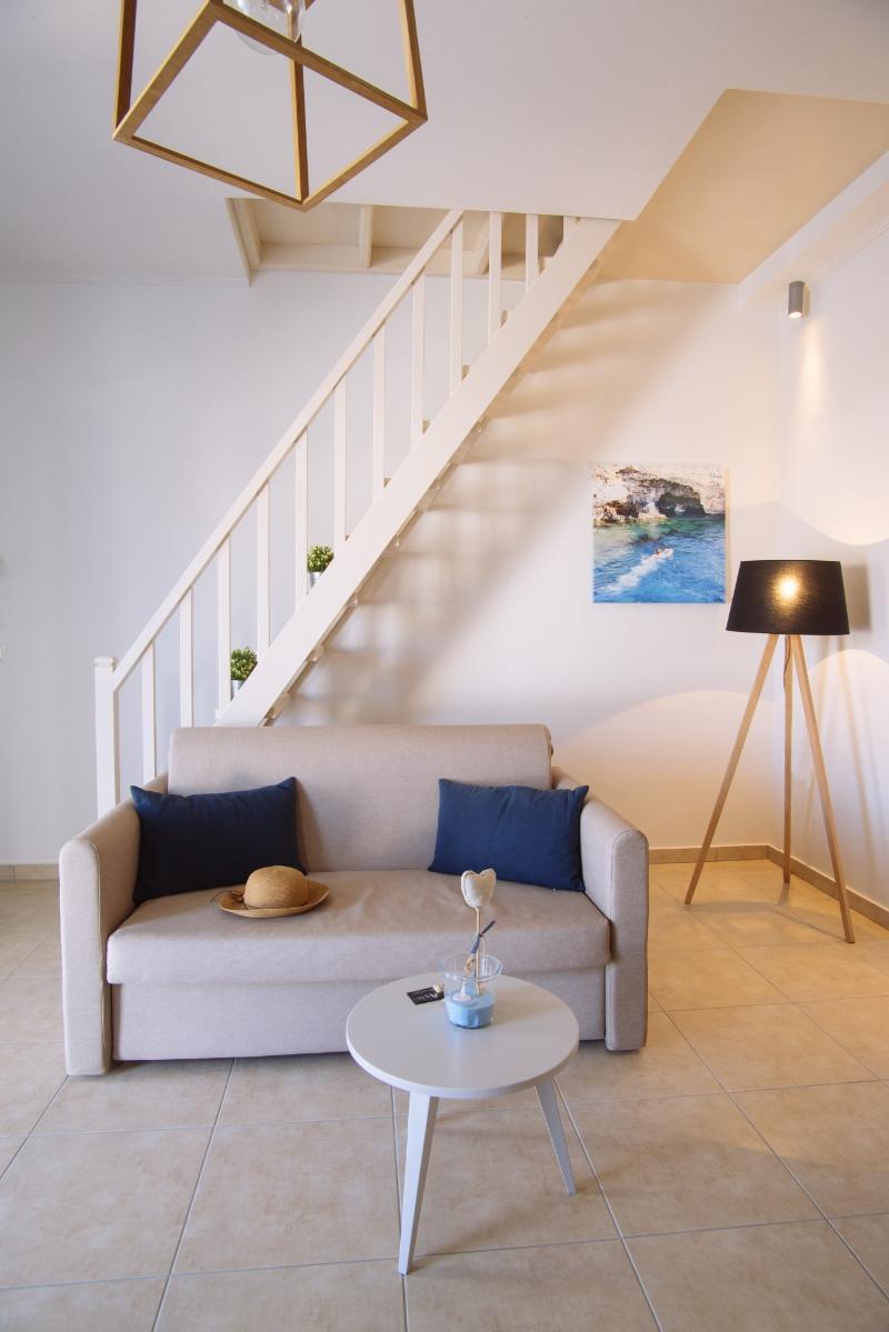 Aelia Apartments & Suites Livadi  Bagian luar foto